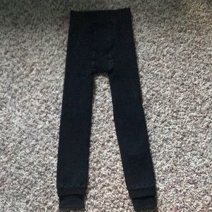 Black tight leggings